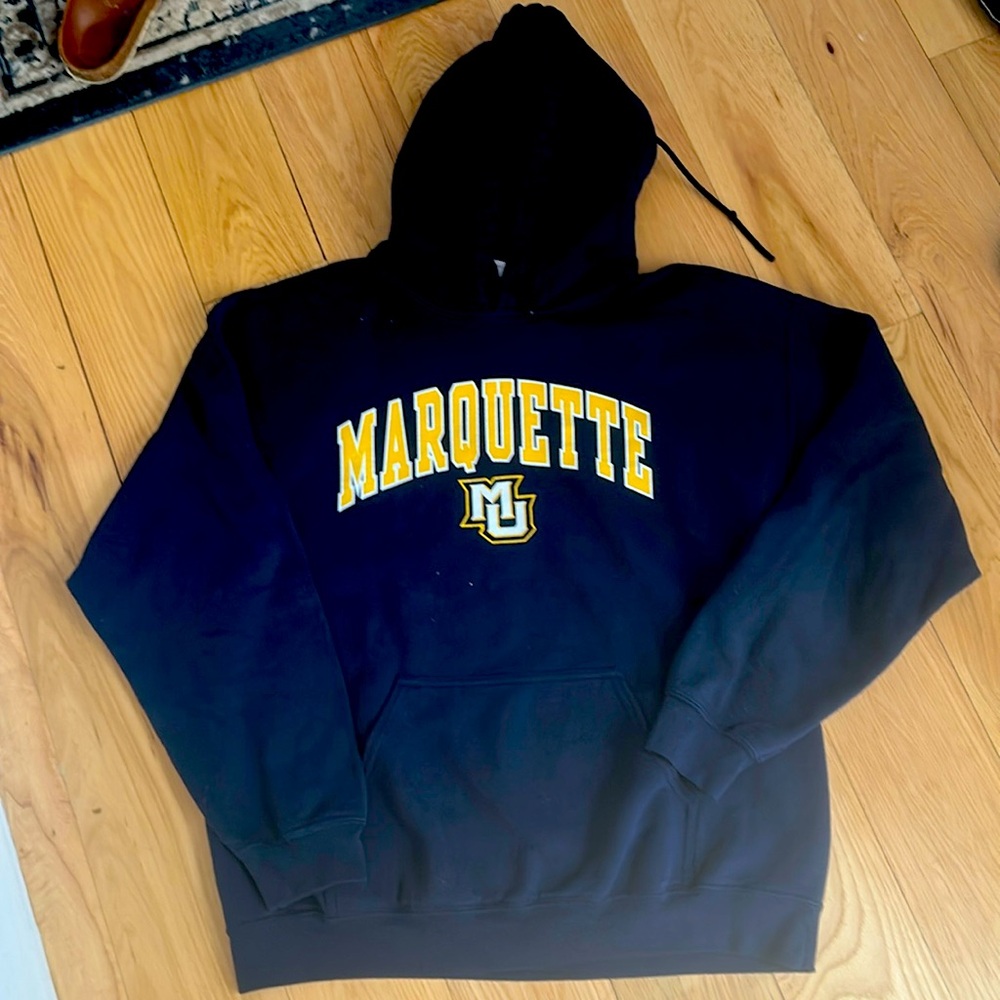 Marquette University Size LG Hoodie